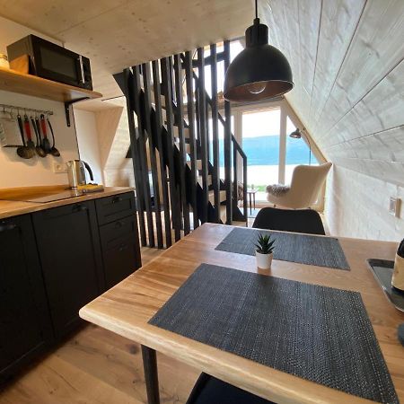 איילססטאד'יר Hengifosslodge Tiny Houses מראה חיצוני תמונה
