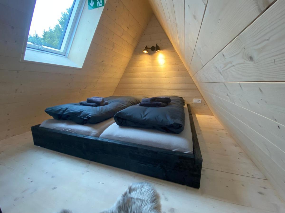 איילססטאד'יר Hengifosslodge Tiny Houses מראה חיצוני תמונה